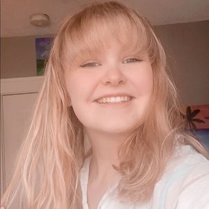 Meet your Posher, Riley